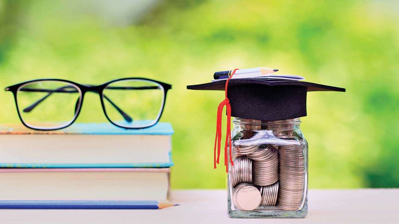 Education Loan: उच्च शिक्षणासाठी बँकेकडून कर्ज कसे घ्यायचे? 